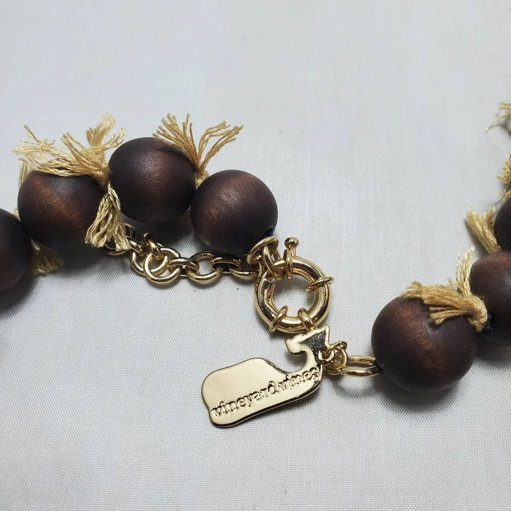 Vineyard vines wood brown beads & string necklace - Picture 5 of 5